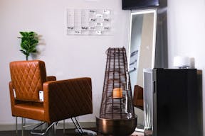 Chic and Luxury Stylist Studio Space - Image 6