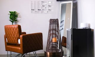 Chic and Luxury Stylist Studio Space - Image 6