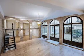 Un showroom élégant dans le Marais - Image 1