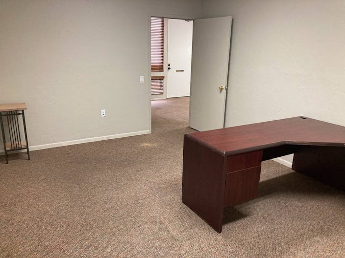 Office Space Available in Lovely La Mesa Commercial Building - Image 1