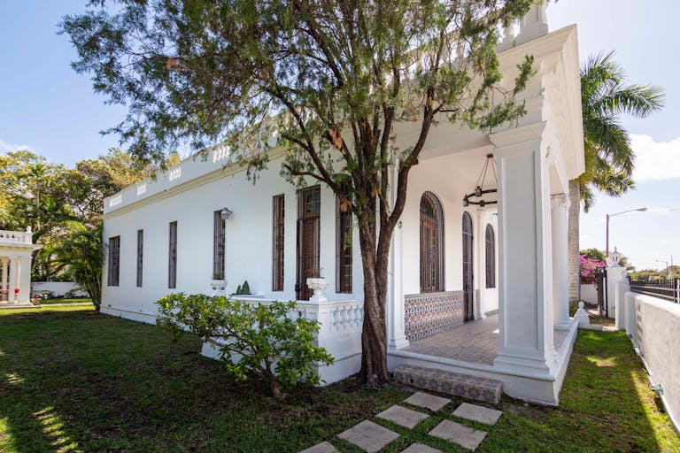 Miami's Enchanted Cuban Landmark Event Space Oasis - Image 1