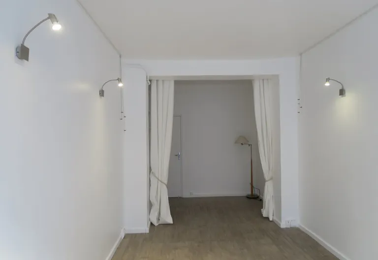 Boutique au coeur du 7�me arrondissement - Image 3