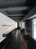 Recently renovated shop in prime 1st arr location in Paris - Image 0
