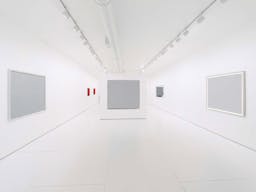 White cube gallery space available for pop-up rentals - Image 1