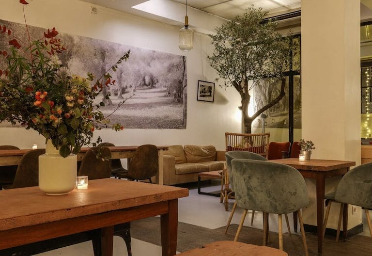 Grand loft - Bar atypique et cosy dans un quartier anim� - Image 3