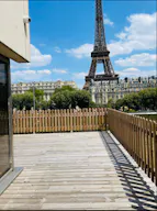 Industrial space near Eiffel Tower - Image 1
