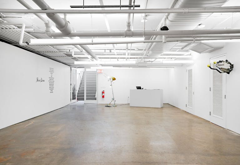 W Broadway ART x POPUP space - Image 2