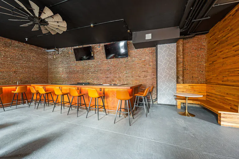 Spacious, Private Luxe Lounge w/ Exposed Brick & Woodwork - Image 4