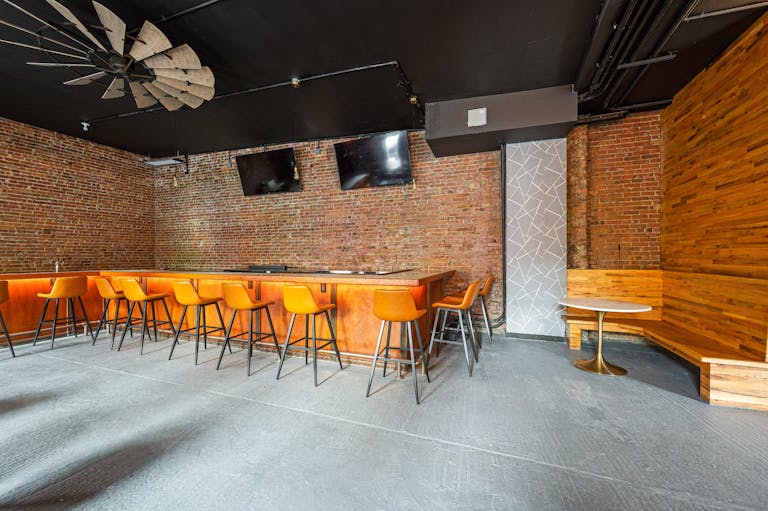 Spacious, Private Luxe Lounge w/ Exposed Brick & Woodwork - Image 4