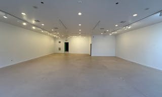 Main Street, Greenport - Image 4