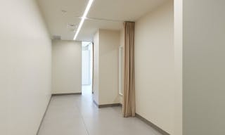 Modern Showroom directly opposite the Empire State Building - Image 5