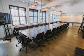 Meeting Room Fifth Ave - Image 2