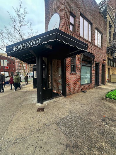 Corner Ground Floor Storefront in West Village - Image 2