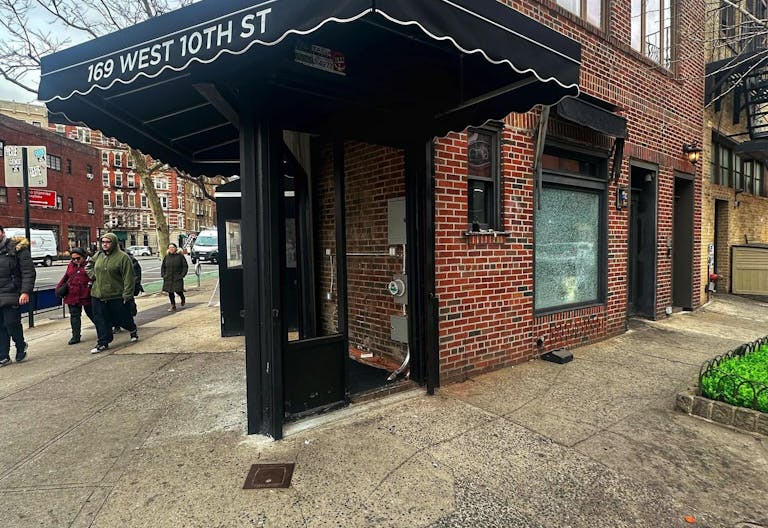 Corner Ground Floor Storefront in West Village - Image 2