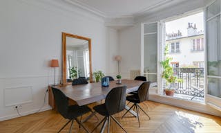 Bel appartement haussmannien avec balcon et vue tour Eiffel (max. 12 personnes) - Image 7