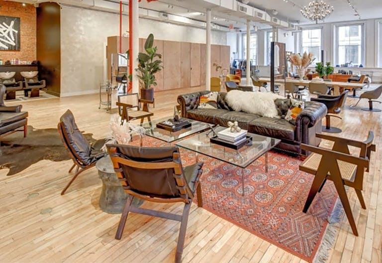 Exquisite Soho Loft - Image 2