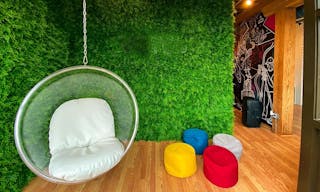 Sunny Creative Space in Tazewell - Image 5