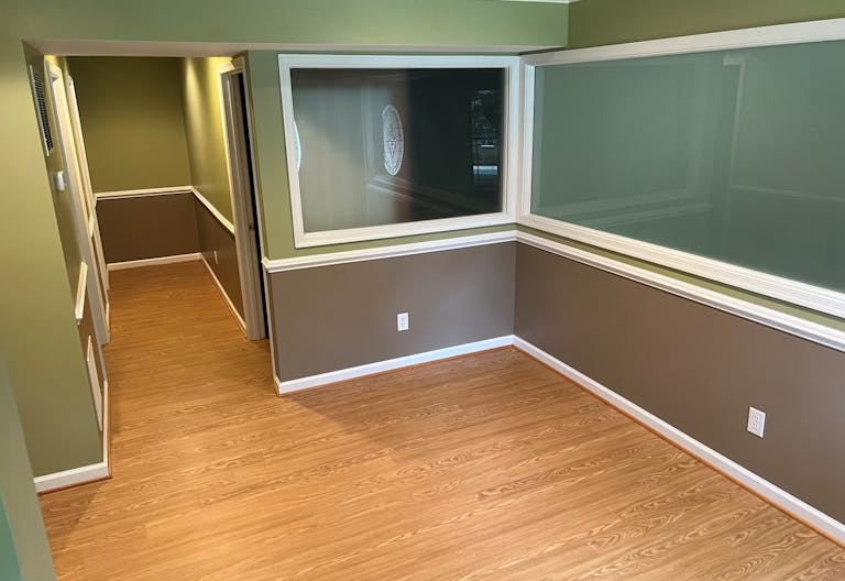 Office Suite in Earlysville - Image 1