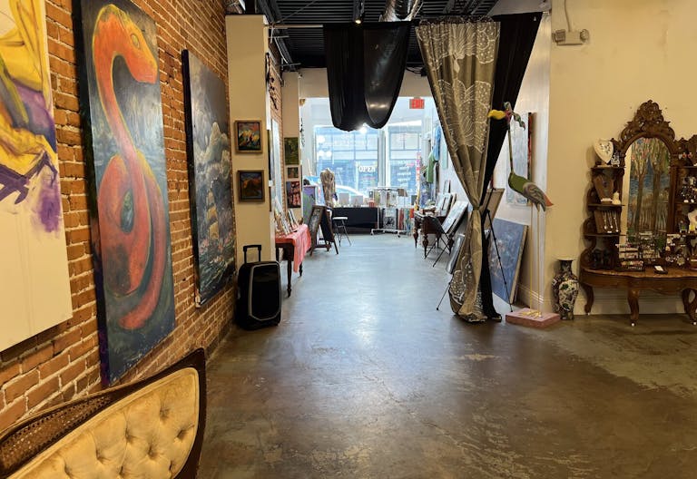 Stunning Gallery Studio/Creative Space in Historic Ybor City/Tampa - Image 2