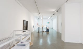 Bright Le Marais Gallery Space - Image 3