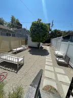 L.A. Bohemian Peaceful Garden Space - Image 1