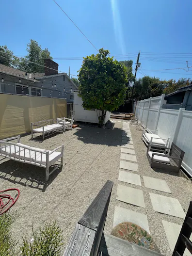L.A. Bohemian Peaceful Garden Space - Image 1