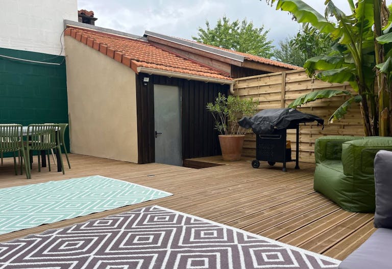 Loft créatif avec studio podcast & terrasse 100m² – Bordeaux Chartrons - Image 3