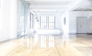 Chic Midtown Penthouse Loft w/ Skyline Views - Image 2