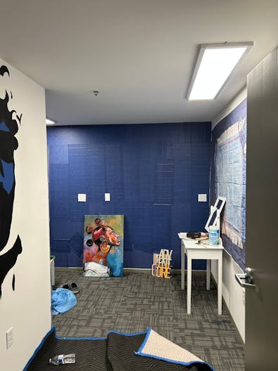 High Ceiling Spaces for Events and Offices - Image 1