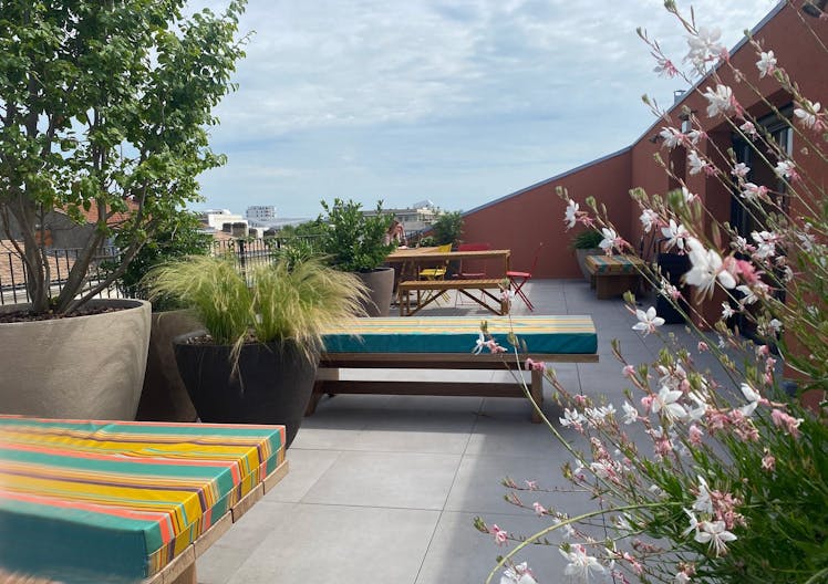 Bureau privatif et acc�s aux communs dans un immeuble d'architecte, au coeur des Chartrons � Bordeaux - 17M2 - Image 3