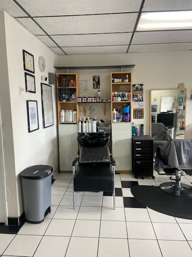 Salon Booth Rental - Image 0