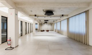 First floor multifunctional showroom and event space in the heart of Porta Venezia, Milan - Image 8