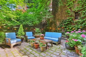 West Village Garden Oasis - Image 1