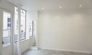 Élégante Boutique Ephémère Rose à Paris - Image 3