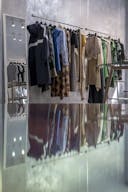 boutique next to place des Vosges - Image 7