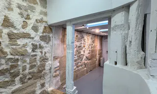 Unique Gallery Space in Paris - Image 12