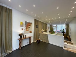 Jolie Boutique � Saint-Germain-des-Pr�s - Image 15