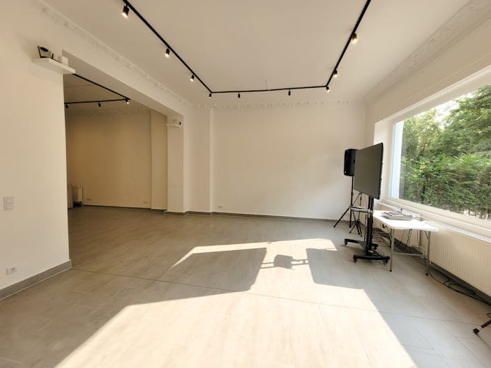 Versatile Art Space & Creative Hub Gallery - Image 0