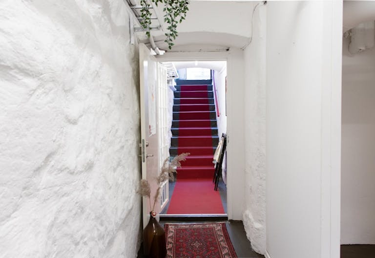 Birkagatan 31 Oak Island Gallery - Image 2