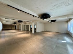 First floor multifunctional showroom and event space in the heart of Porta Venezia, Milan - Image 15