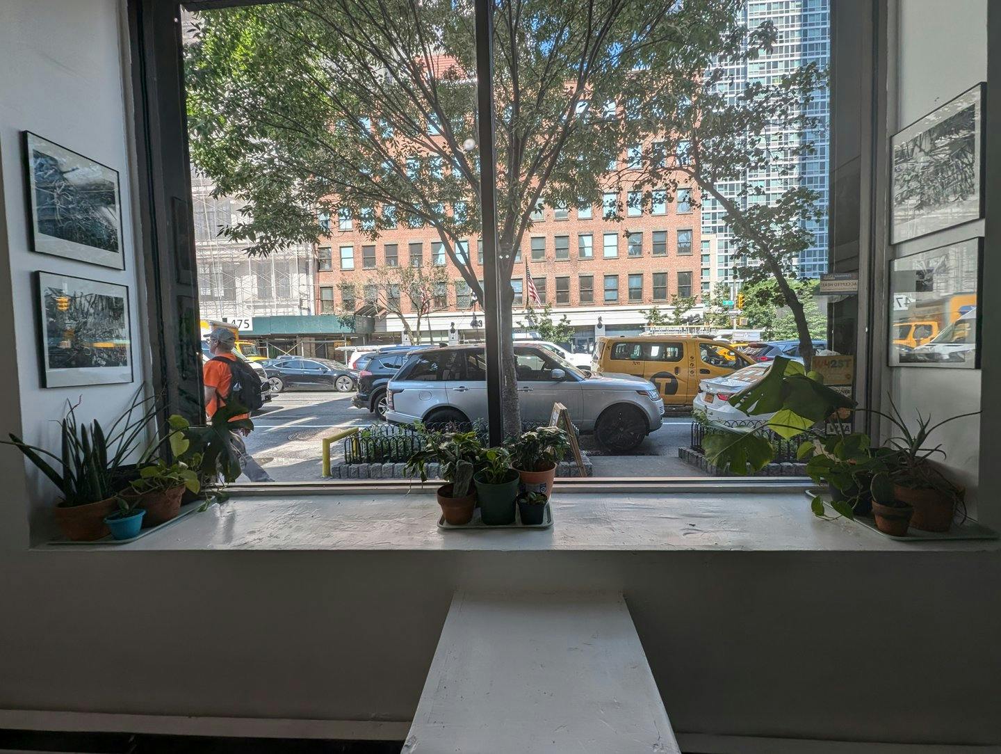 Hudson Yards Art Gallery and Cafe Space