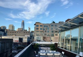 Modern SOMA building with Atrium and Rooftop Patio - Image 7