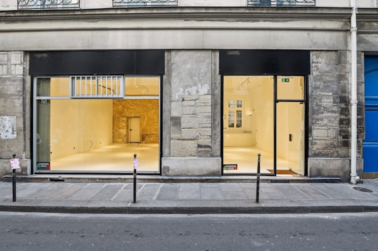 Iconic Rue Charlot Pop-up Boutique - Image 0