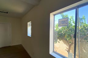 Unleash Creativity in Modern Live-Work Studios - West Washington - Image 2