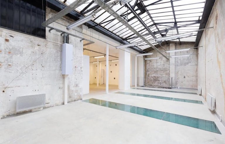 Haut Marais event Showroom - Image 2