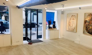 Art Gallery in le Haut Marais - Image 8