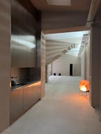 Atypical design gallery & shooting space in the Marais - Image 20