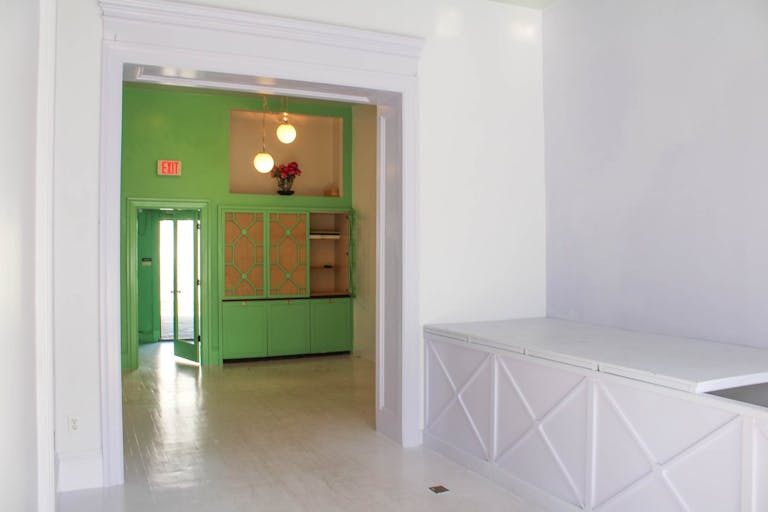 Lovely Boutique in West Cambridge - Image 2