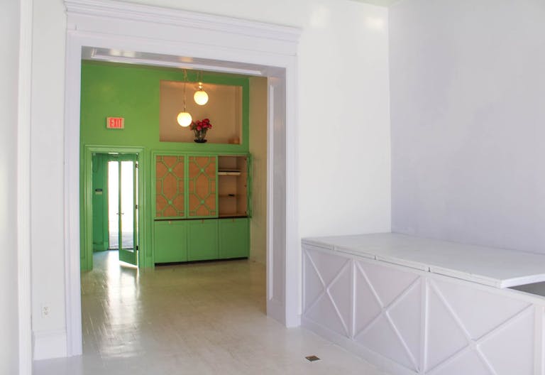 Lovely Boutique in West Cambridge - Image 2