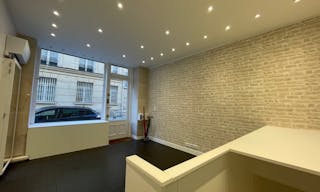 Jolie Boutique � Saint-Germain-des-Pr�s - Image 3